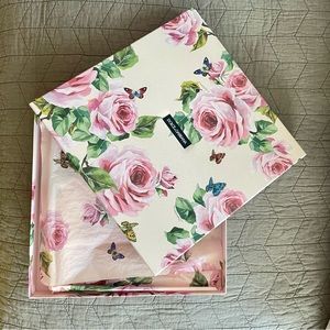Dolce & Gabbana floral gift box with matching tissue paper